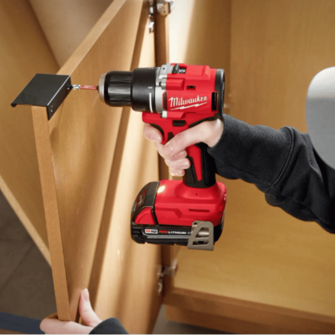 TALADRO ATORNILLADOR MILWAUKEE M18 3601-20 - COD:100694