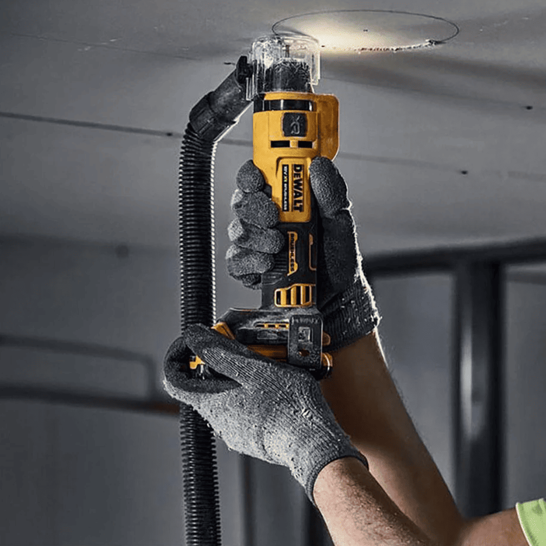 CORTADORA DE DRYWALL 1/8" - 1/4" XR DEWALT DCE555B - COD:100747