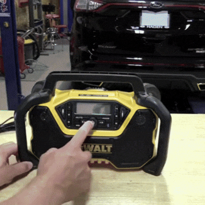 RADIO BLUETOOTH DEWALT DCR028B - COD:100726