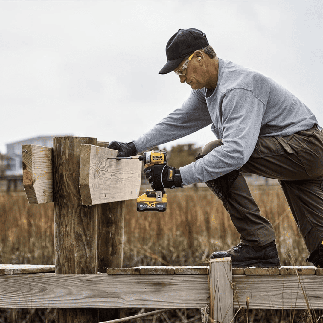 ATORNILLADOR DE IMPACTO DEWALT DCF860B-B3 - COD:100630