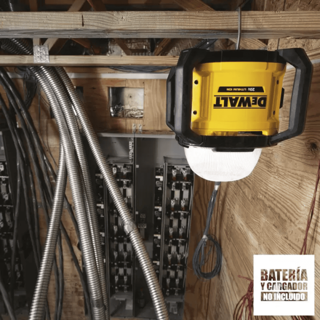 Linterna LED 5000 Lm Dewalt DCL074 - 100265
