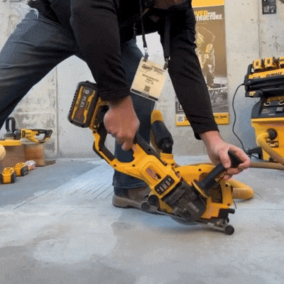 Amoladora Angular 7" - 9" 60V Flexvolt Dewalt DCG460B-B2 - COD:100719