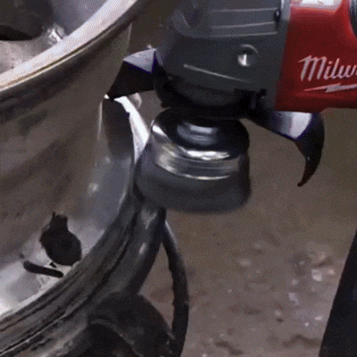 Amoladora fuel   4-1/2”- 5"  con interruptor MILWAUKEE 2888-20 - COD:100676 semi-nuevo