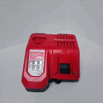 CARGADOR DE BATERIAS MILWAUKEE 48-59-1808 - COD:100253